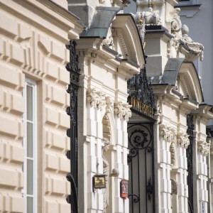 The University Gate/ The Krakowskie Przedmieście Gate is one of the most distinguishable symbols of the University. It is topped with a crowned eagle with laurel and palm leaves in its claws.